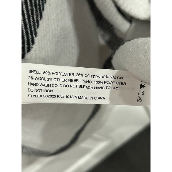 ONLY Plaid Button Up Long Shacket Coat Black White Checkered Pattern Sz Small - Picture 8 of 9